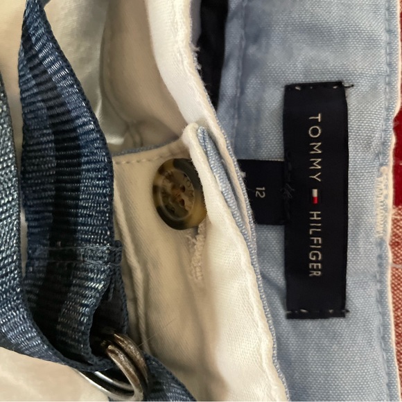 Tommy Hilfiger boys shorts age 12 - Picture 2 of 2